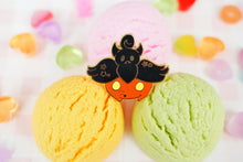 Load image into Gallery viewer, Squash Boo QT Enamel Pin