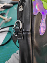 Load image into Gallery viewer, Drippy Messenger Black ITA Bag