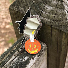 Load image into Gallery viewer, Witch mirror spell