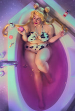 Load image into Gallery viewer, Moon Prisms bath bomb