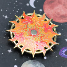 Load image into Gallery viewer, Sun : Gold Pin