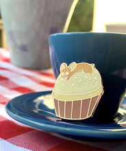 Load image into Gallery viewer, Corgi Mango Cupcake Pin