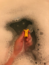 Load image into Gallery viewer, MONSTER EGG BATH BOMB