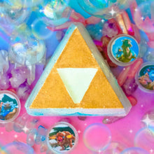 Load image into Gallery viewer, FORCE BATH BOMB - FEATURES A DLC COIN INSIDE