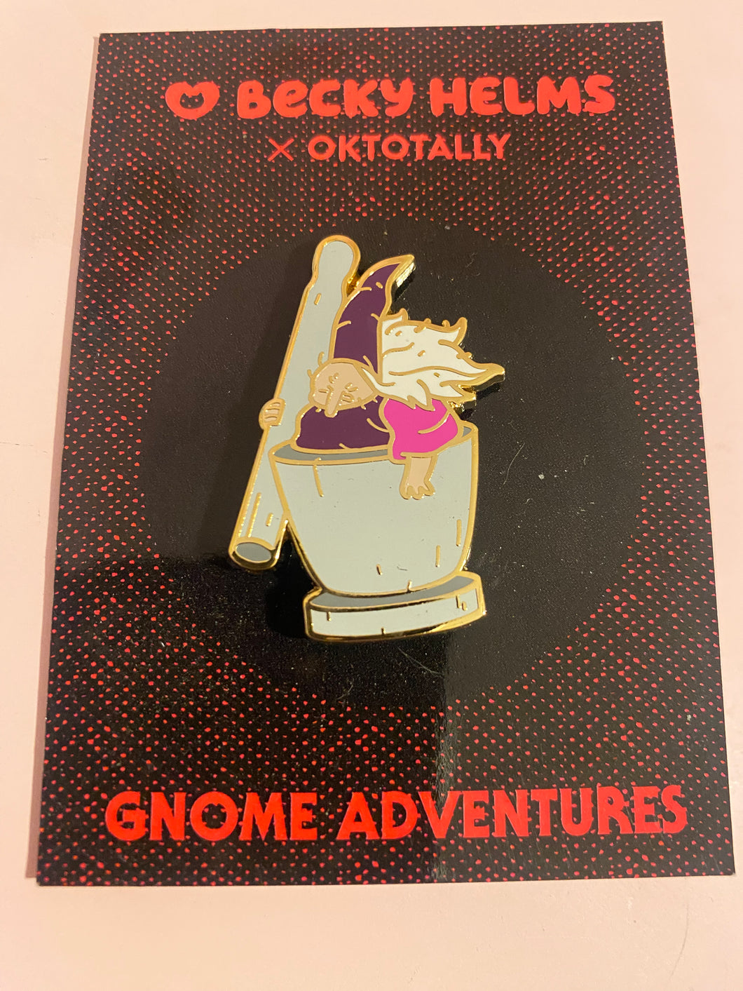 PESTLE AND MORTAR ENAMEL PIN