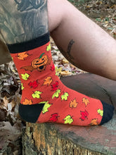 Load image into Gallery viewer, Fall Bat Socks
