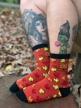 Load image into Gallery viewer, Fall Bat Socks
