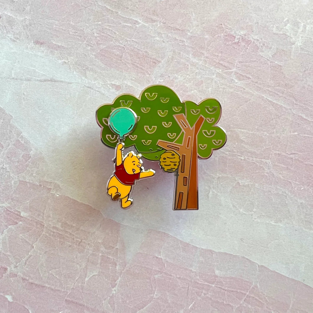Pooh moving spinning pin