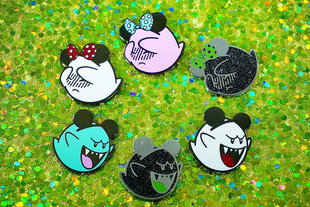 Magic Ghost Pin Set
