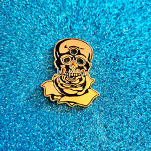 Load image into Gallery viewer, Third Eyed Skull Pin
