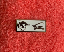 Load image into Gallery viewer, Wink Anime Eyes (Gold) Enamel Pin
