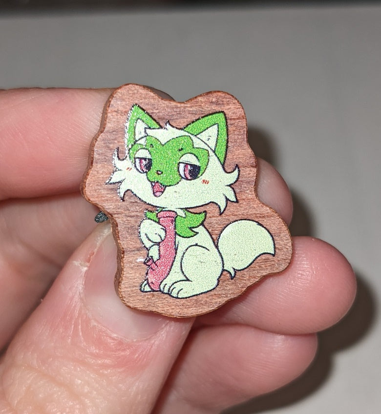 Wooden Leafy Kitty Pin