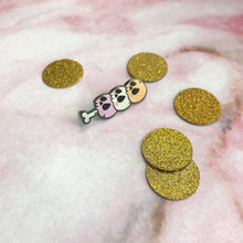 Load image into Gallery viewer, Dango Skull Pin

