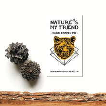 Load image into Gallery viewer, Bear Pin - Bear face Gold Pin
