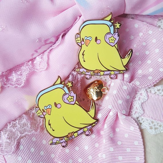 Sk8r Birb Kawaii Enamel Pin | Pastel 90s Inspired Skateboarding Budgie Parakeet Enamel Pin