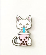 Load image into Gallery viewer, White Cat with Strawberry Milk Tea

