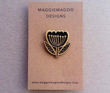 Load image into Gallery viewer, Flower enamel pin brooch, black and gold metal
